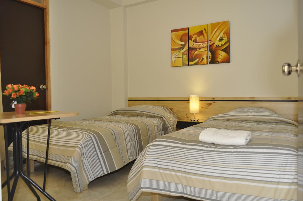 Hostal Los Balcones Nazca Quarto foto